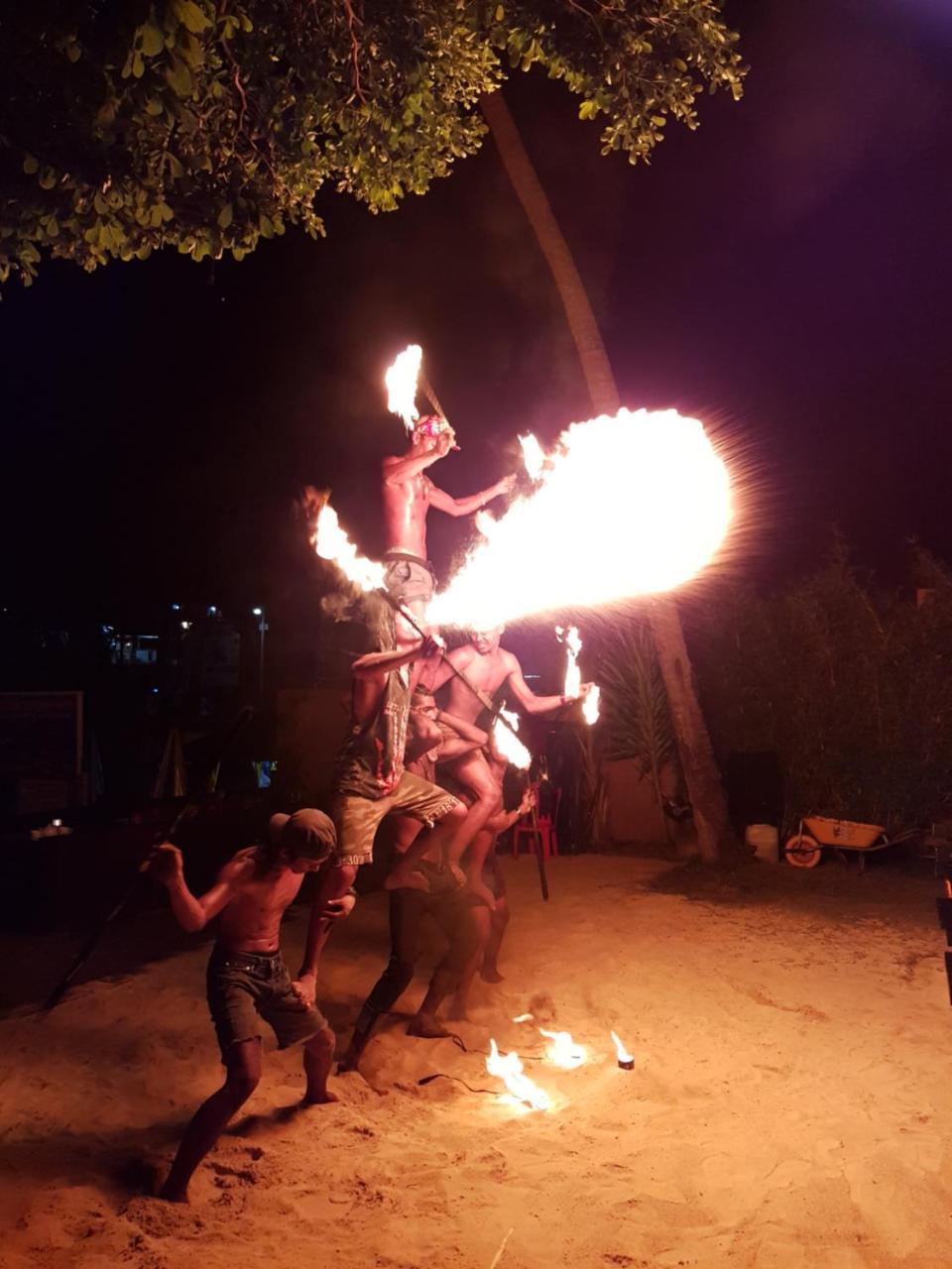 Ombak Dive Resort Perhentian Island Pulau Perhentian Kecil Dış mekan fotoğraf